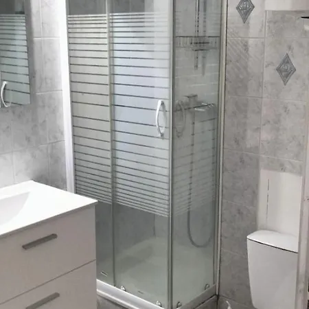 Proche 4 Couchages, Climatise,piscine, Et Parking Apartment *